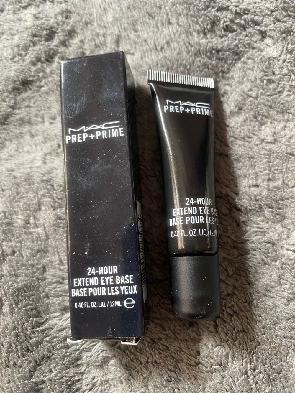 MAC Prep + Prime 24-Hour Extend Eye Base in Black Tube